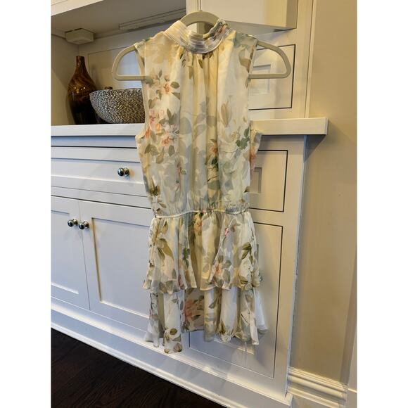 NWT Yumi Kim Kiss Me Dress in Ivory size Small
$238 Retail - Picture 2 of 7